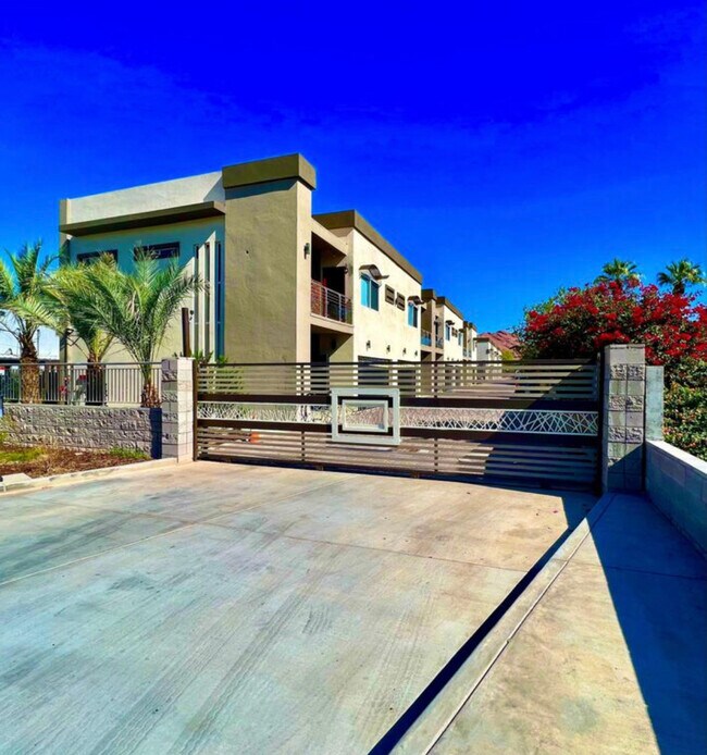 Foto del edificio - 1641 N 51st St
