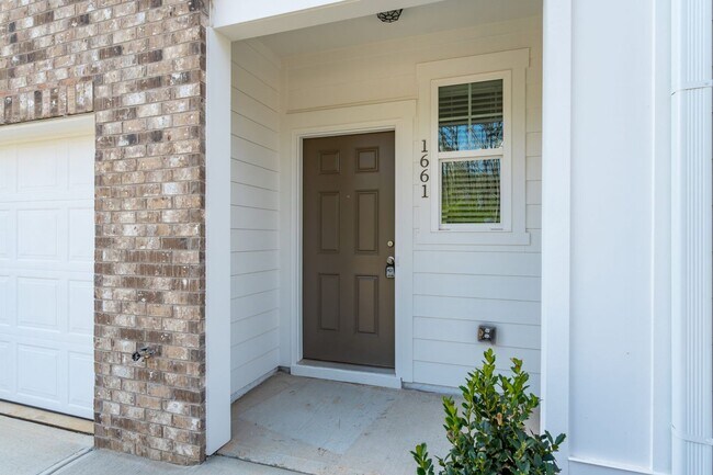 Foto del edificio - New Construction Townhome in Decatur
