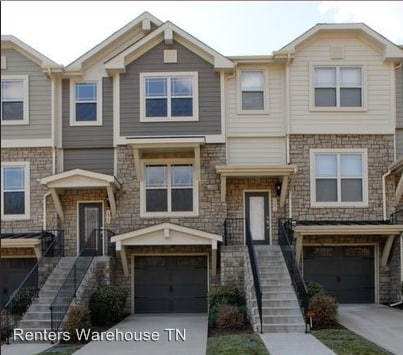 Primary Photo - 1021 Woodbury Falls Dr
