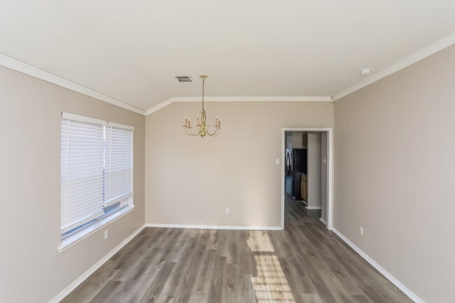 Building Photo - 1303 Coronado Ln
