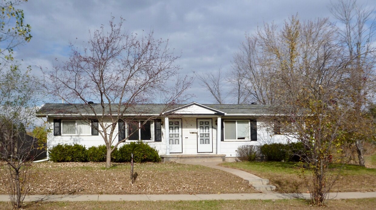 Primary Photo - 2018 Necessity St