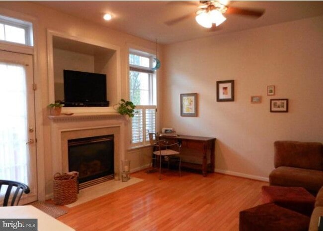 Building Photo - 2822 Laura Gae Cir