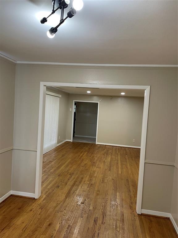 Building Photo - 3727 Woodvalley Dr