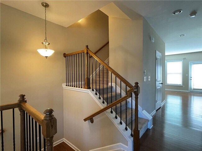 Building Photo - 3393 Twinrose Pl