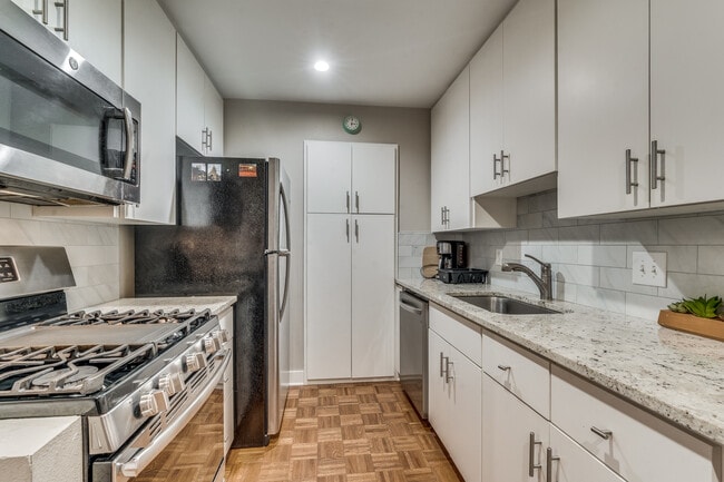 Cocina remodelada - 3503 Clawson Rd