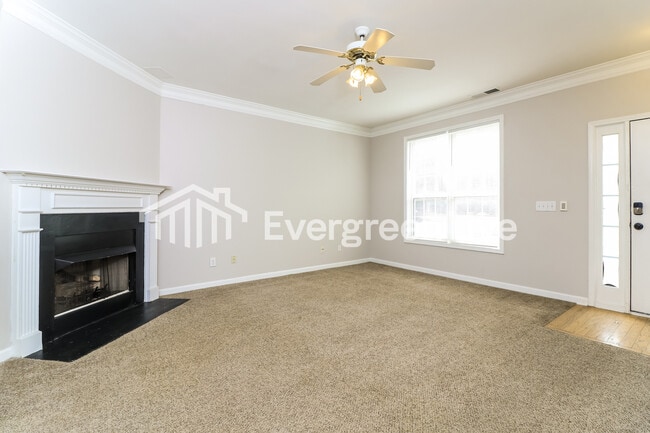 Foto del edificio - 1972 Drennon Ave