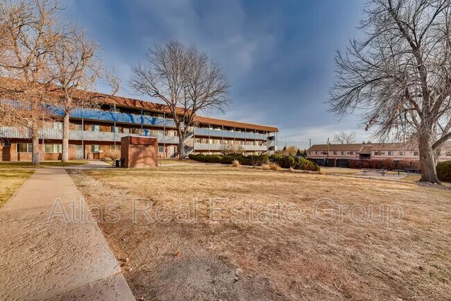 Building Photo - 1450 S Reed St
