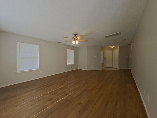 Foto del edificio - 33107 Cottonwood Bend