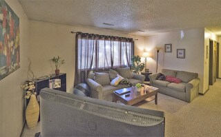 Foto del edificio - 1100 Oakcrest St