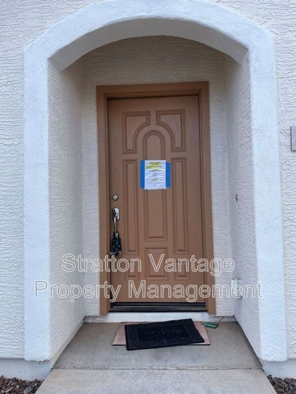 Foto del edificio - 4685 E Laurel Ave