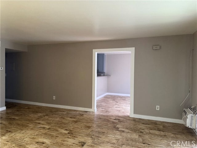Building Photo - 619 S Cypress St