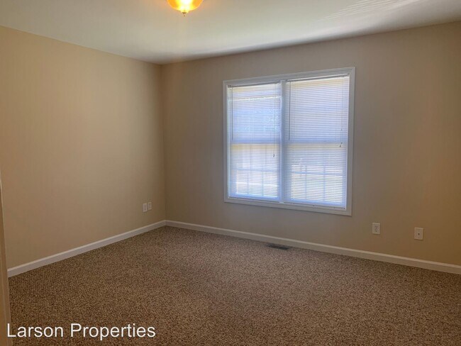 Building Photo - 4 br, 2 bath House - 3499 Garden Road