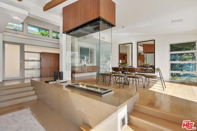 Building Photo - 17452 Revello Dr