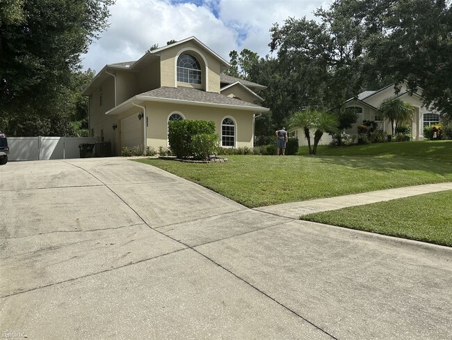 Building Photo - 3 br, 2.5 bath House - 1175 Brentwood Drive