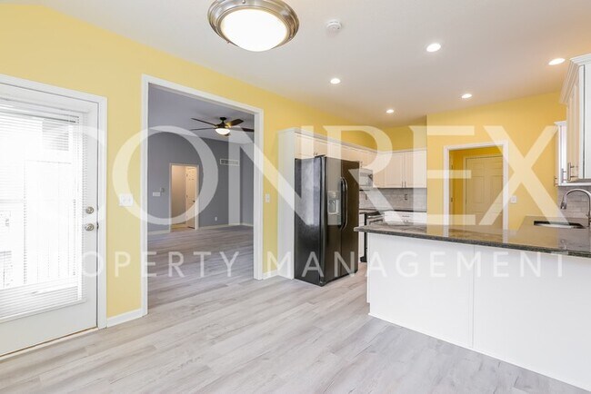 Foto del edificio - Classic 3 Bedroom Ranch