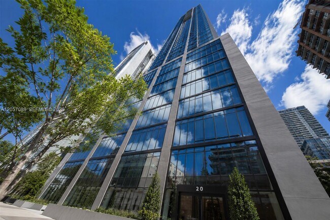 Foto del edificio - 20 NE 11th St