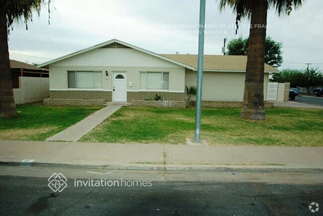Building Photo - 51 E 8th Dr