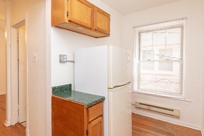 Foto del edificio - 3261 W Wrightwood Ave