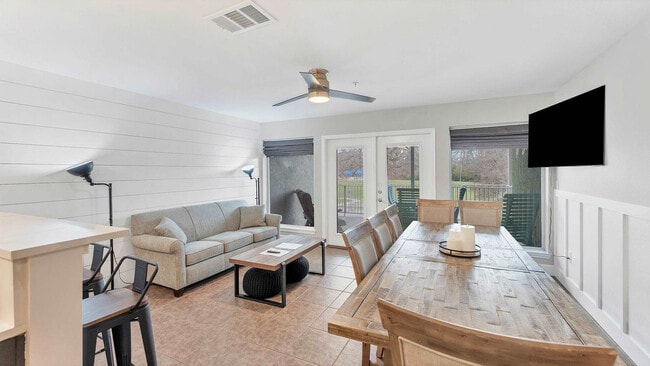 Building Photo - 730 E Mather St