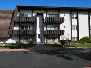 Building Photo - 1305 Kirkwood Dr