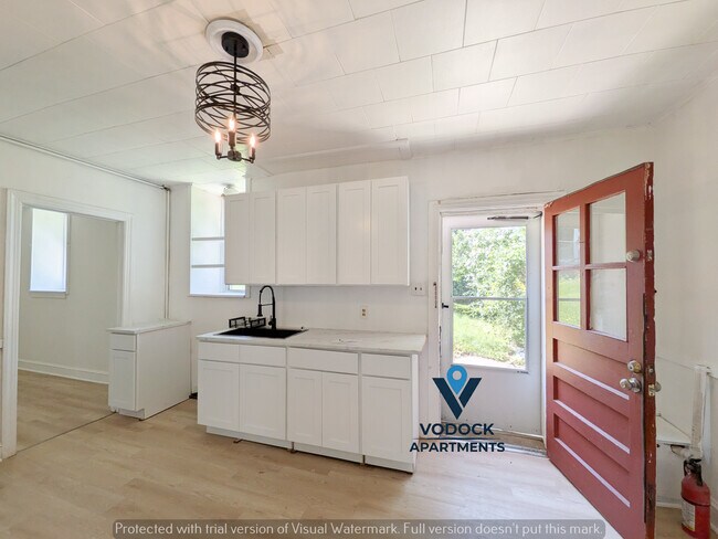 Foto del edificio - 417 N Walnut St