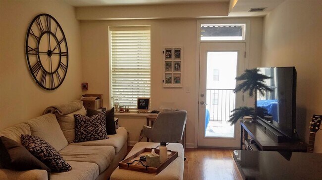 Foto del edificio - 525 Adams St