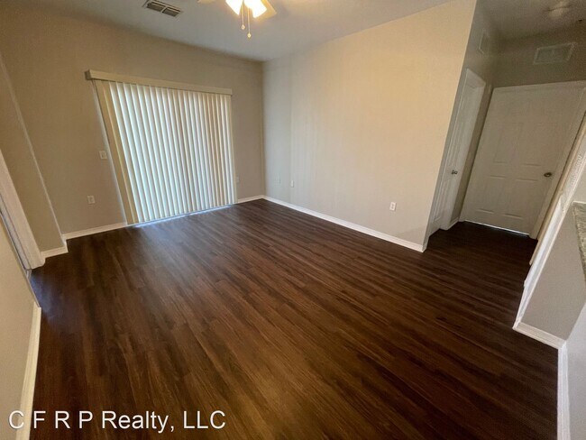 Building Photo - 3 br, 2 bath House - 8136 Claire Ann Dr Un...