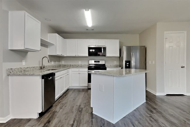 Building Photo - 11918 Solon Springs Dr