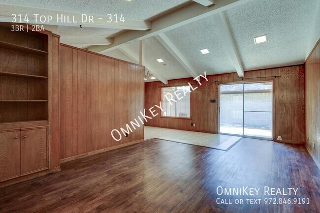 Building Photo - 314 Top Hill Dr