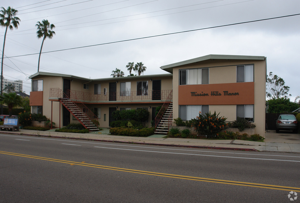 Primary Photo - 1303 W Lewis St