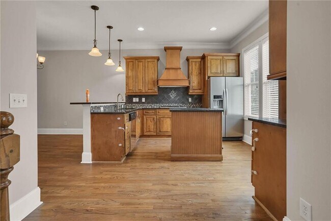 Building Photo - 3026 Eltham Pl