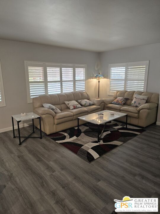 Building Photo - 329 San Domingo Dr