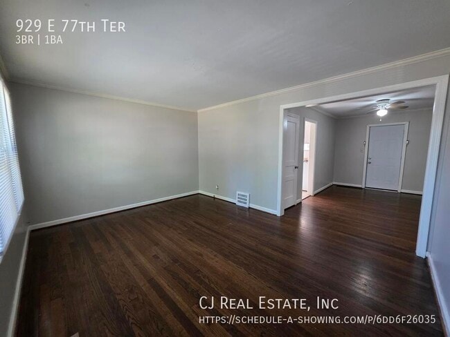 Foto del edificio - 929 E 77th Ter