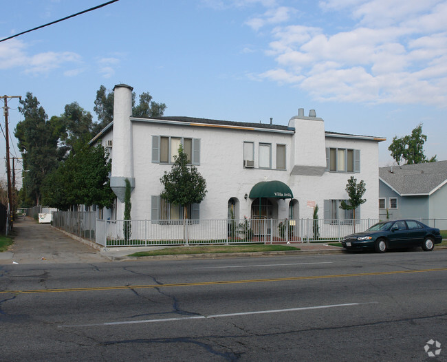 Building Photo - E Street Apartments