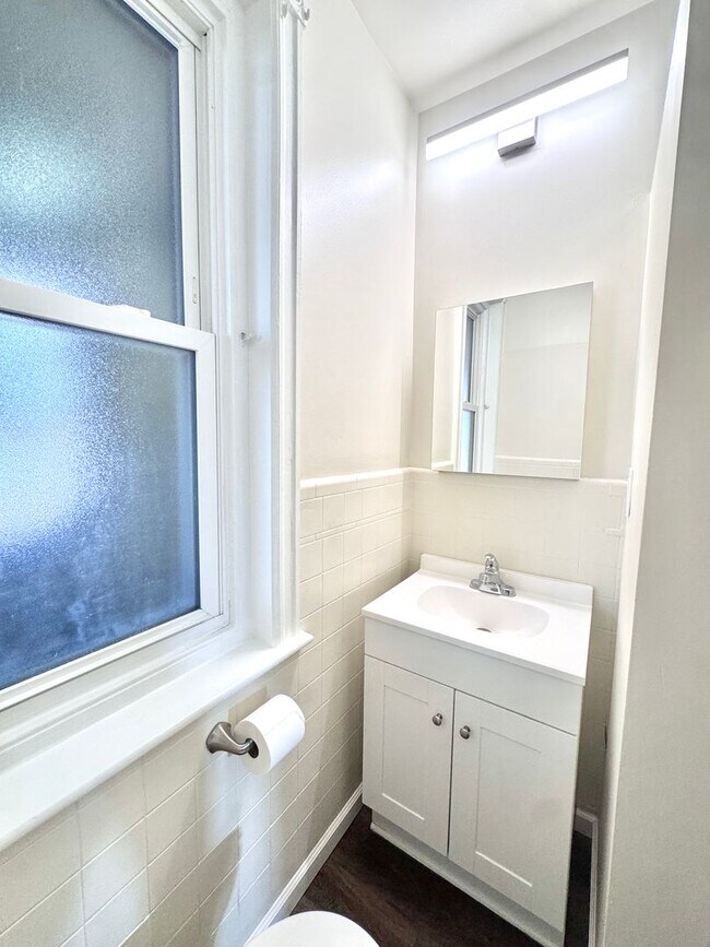 Foto del edificio - 1149 W Turner St