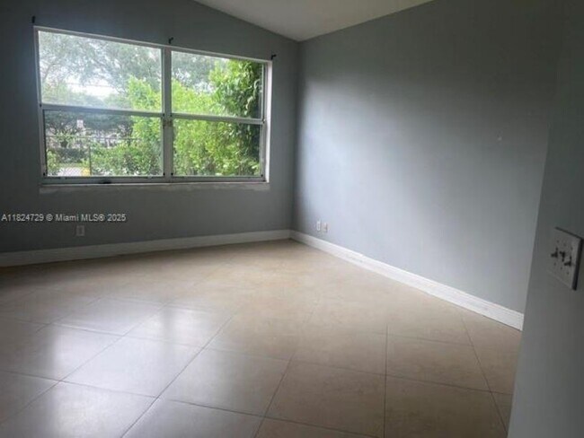 Foto del edificio - 14909 SW 50th Ct