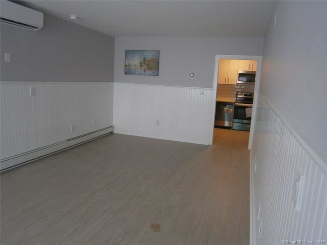 Building Photo - 113 S Water St