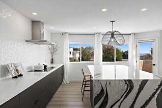 Building Photo - 33791 Mariana Dr