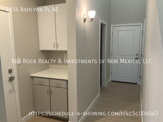 Foto del edificio - 1334 Ashlynn Pl