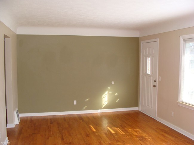 Foto del edificio - 7633 Harold Ave