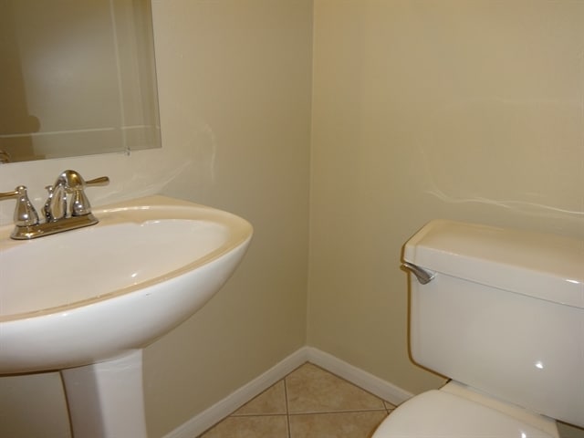 Building Photo - 2304 Evergreen Dr