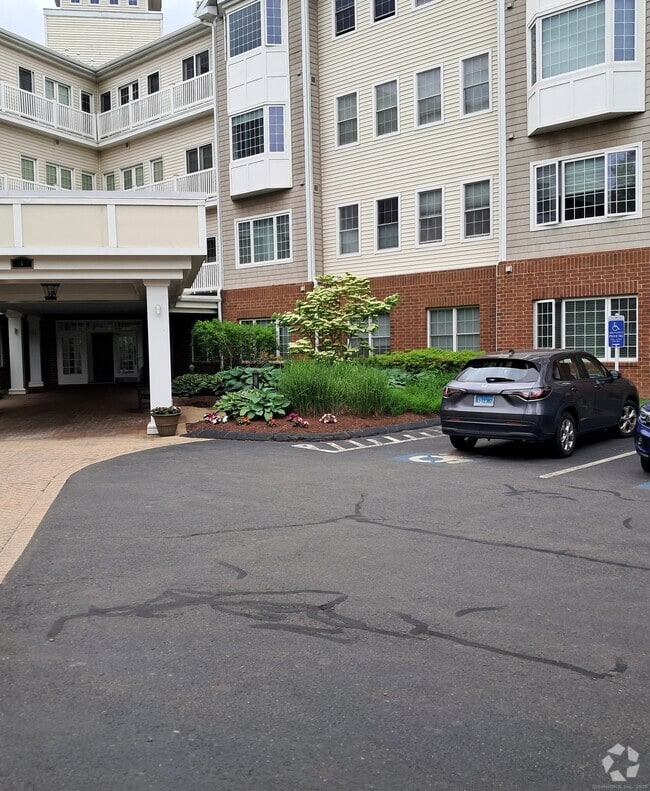 Building Photo - 1 King Philip Dr