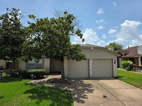 Building Photo - 11634 Eaglewood Dr