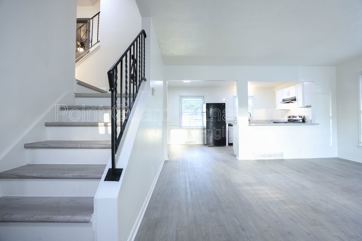 Foto principal - 5917 Fort St