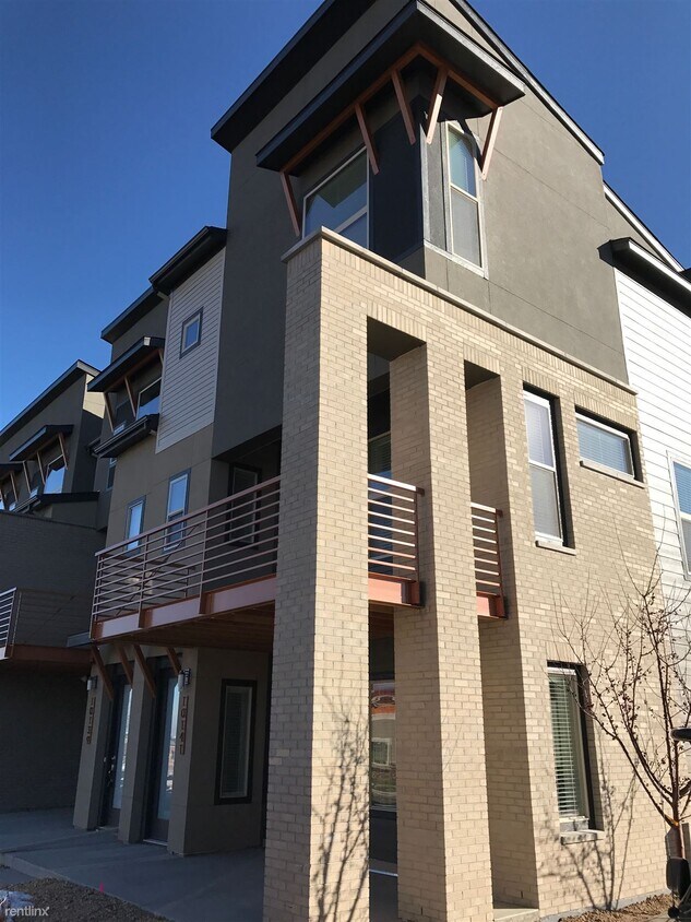 10141 Belvedere Loop, Lone Tree, CO 80124 Townhome Rentals in Lone