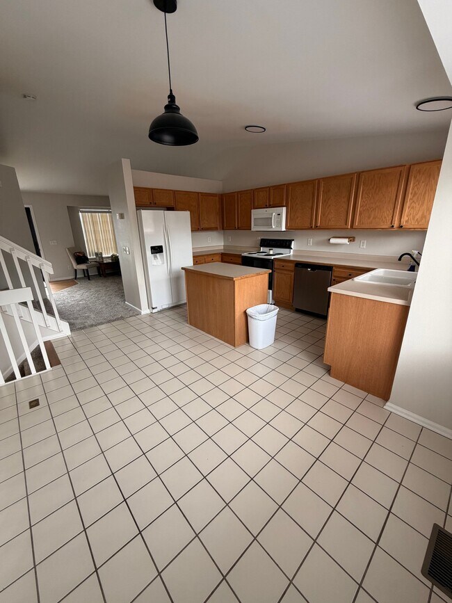 Foto del edificio - 5843 Butterfield Dr