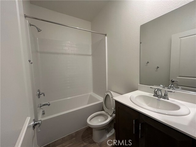 Foto del edificio - 31345 Sycamore Canyon Ln