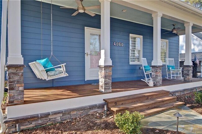 Building Photo - 4060 Merritt Dr