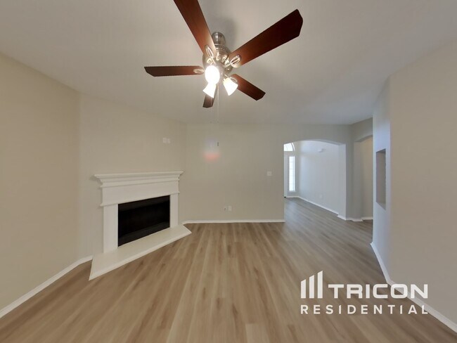 Foto del edificio - 12236 Shadow Wood Trail