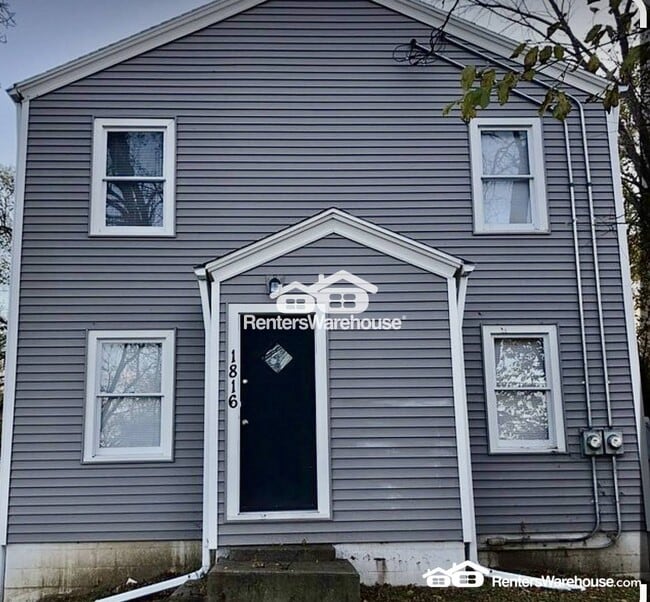 Building Photo - 1816 Francis Ave